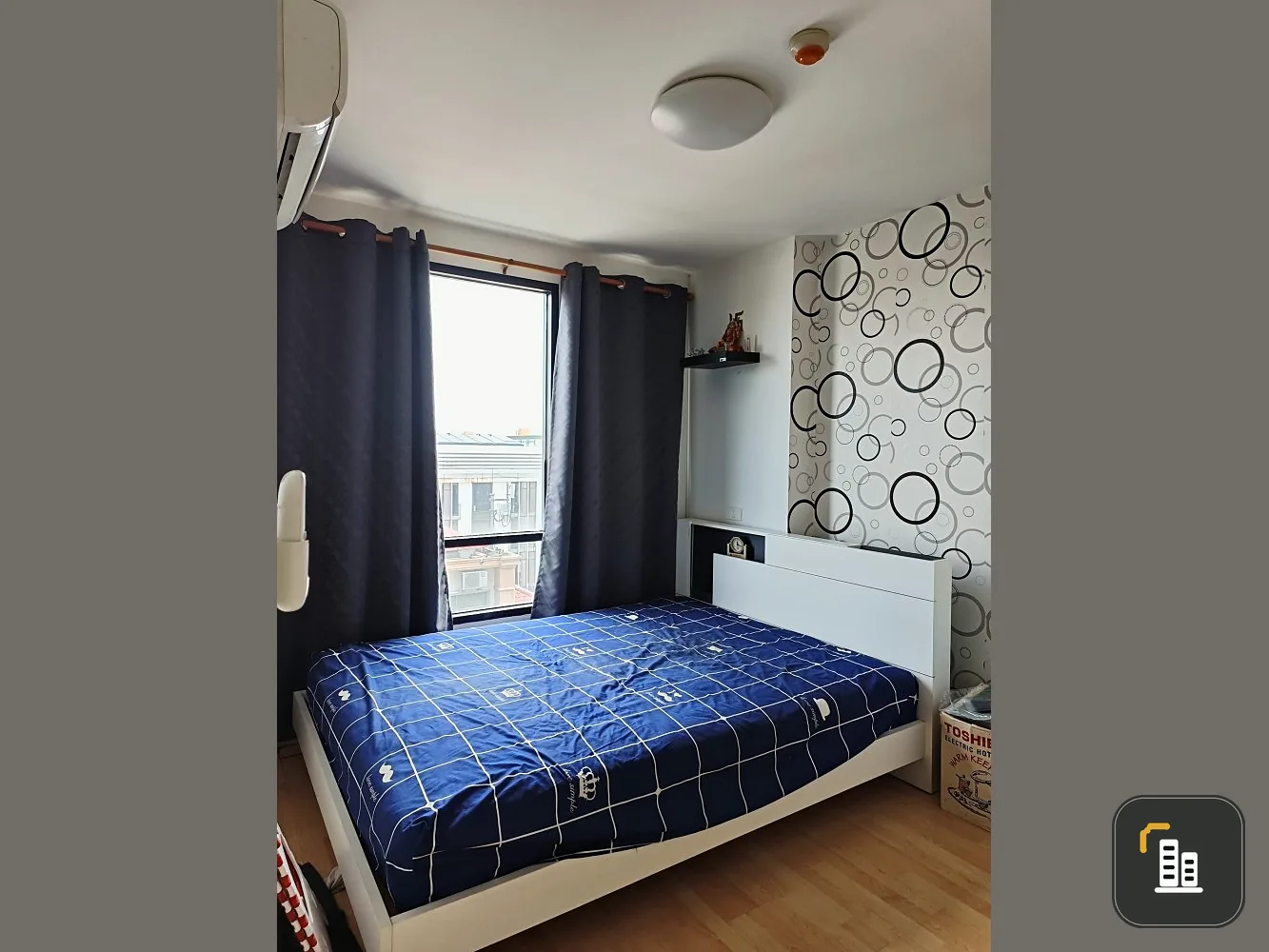 Condo for sale: The LIB Ramkhamhaeng 43/1, electrical appliances + complete furniture. Ready to drag your bags and move in. Book now.