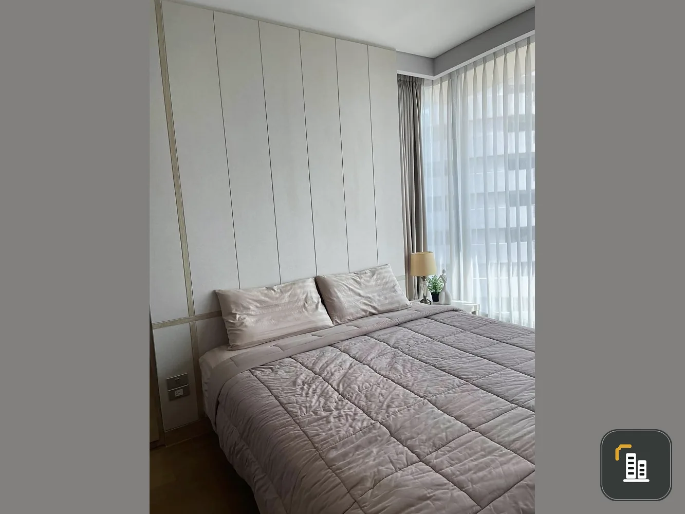 For rent: The Lumpini 24, decorated and ready to move in. Built-in throughout the room Just drag your bags in. Don't miss it.