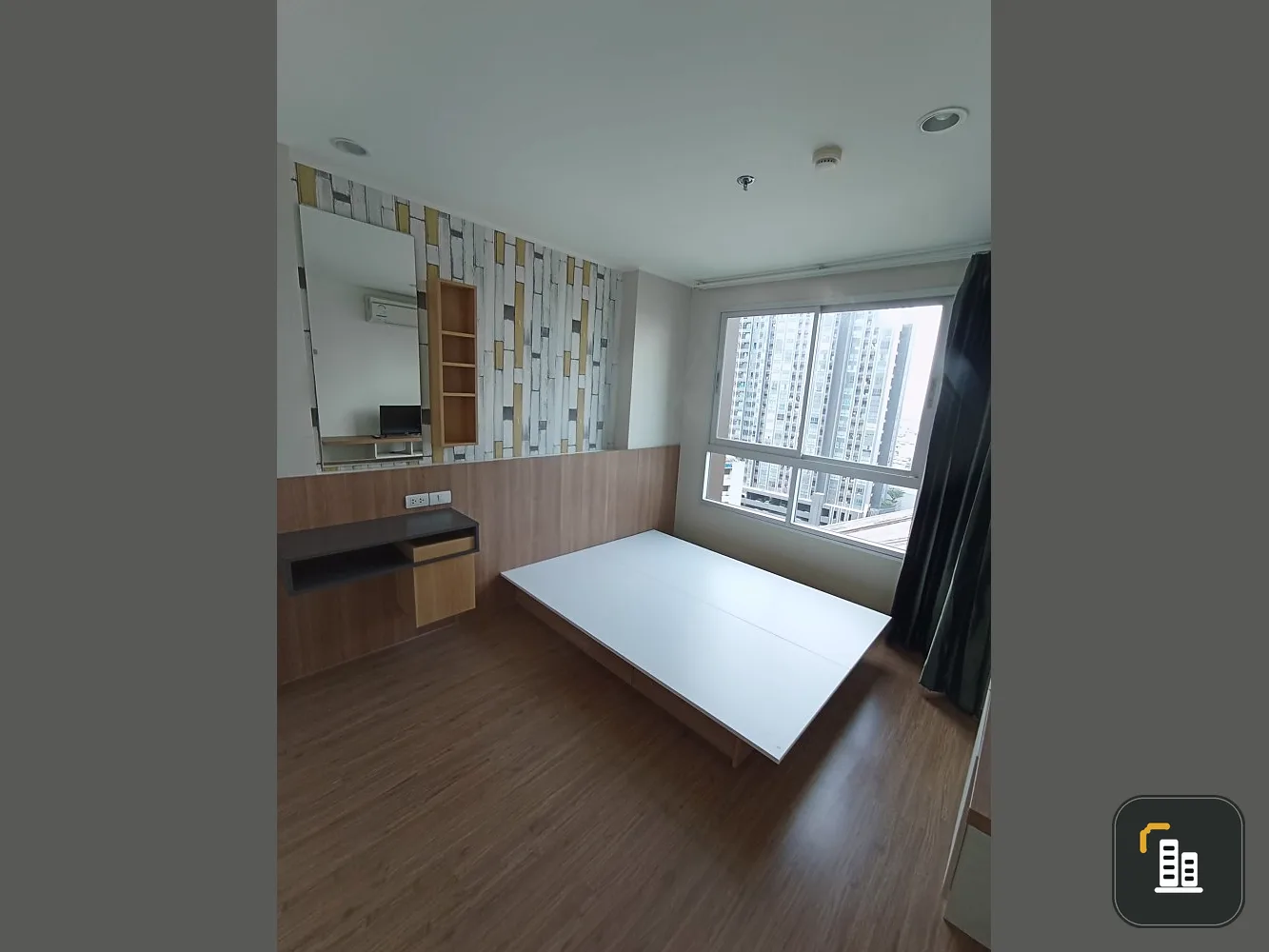 For sale: U Delight @ Bang Son Station, high floor, room ready to move in. Complete set of furniture Good price like this, don't miss out on booking.