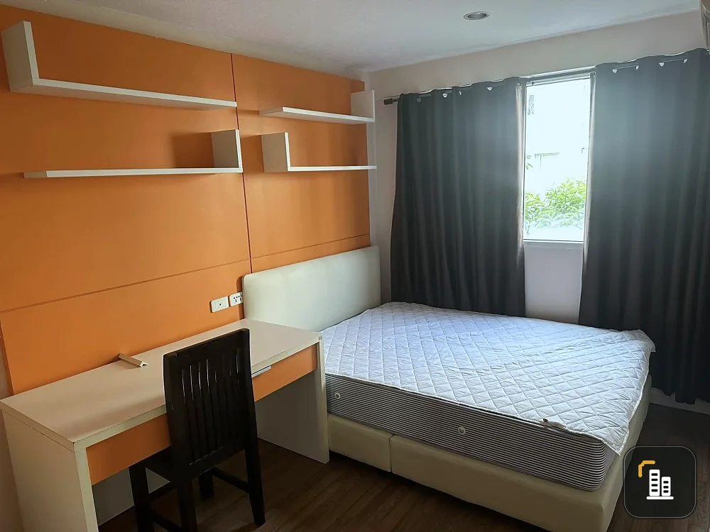 Condo for sale, Metro Park Sathorn, decorated with built-ins. Swimming pool view Plus it's private. Reserve first and own it first.