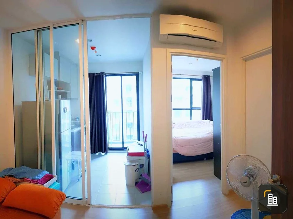 Condo for sale, The Base Chaengwattana, fully furnished, fully furnished + electrical appliances, good price, book now, don't miss it.