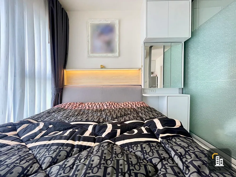 For sale: Aspire Rattanathibet 2, 21st floor, swimming pool view, nice room, complete with electrical appliances. If interested, hurry and reserve now