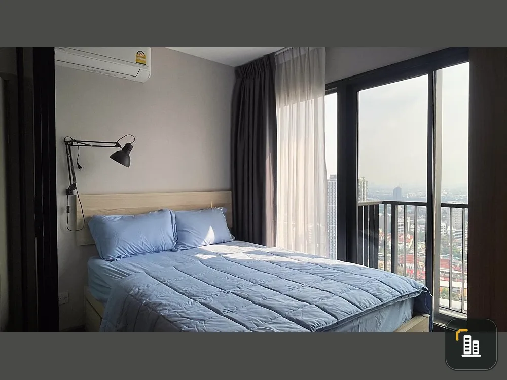 Condo for rent, The Politan Rive, partitioned room, view of the Chao Phraya River, very good, just carry your bags and move in.