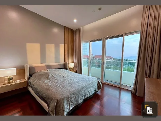 For rent, Mövenpick White Sand Beach (Jomtien), 2nd floor, fully furnished, ready to carry your bags and move in. Book now.