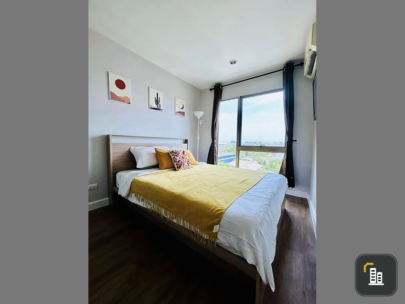 For sale and rent, The Privacy Ratchada-Suthisan, corner room, not crowded. Complete furniture You can just come and stay.
