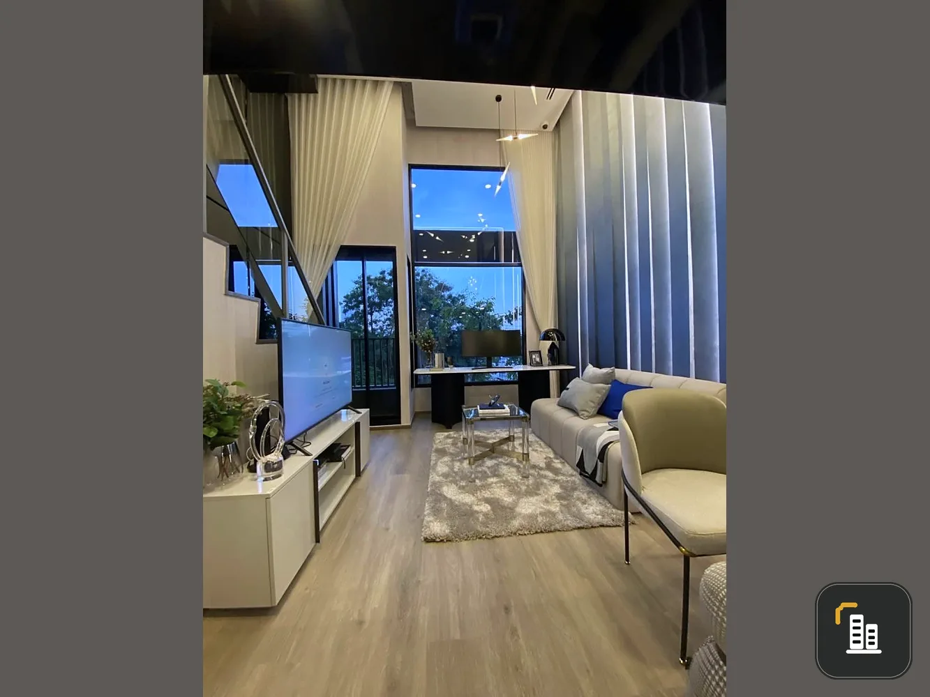 Down payment for sale, So Origin Kaset Interchange, Luxury Duplex, fully decorated, fully furnished, don't miss it.