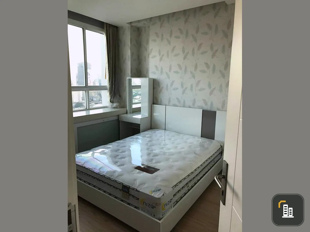 Condo for rent, TC Green Rama 9, corner room, fully furnished, 1 bedroom, 1 bath, wide room, ready to move in, book now