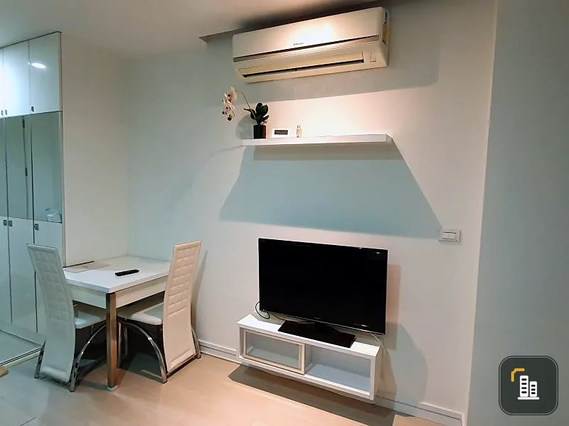 For rent sell, TC Green Rama 9, white tone room already comfortable. Plus the price is not strong, I recommend that you do not miss it.