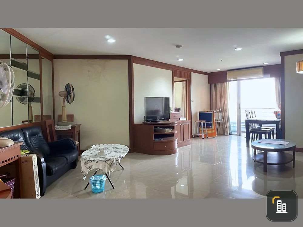 Condo for sale, River Haven (Charoen Krung 76/1), Chao Phraya River view. Plenty of usable space, nice to live in. Reserve now.
