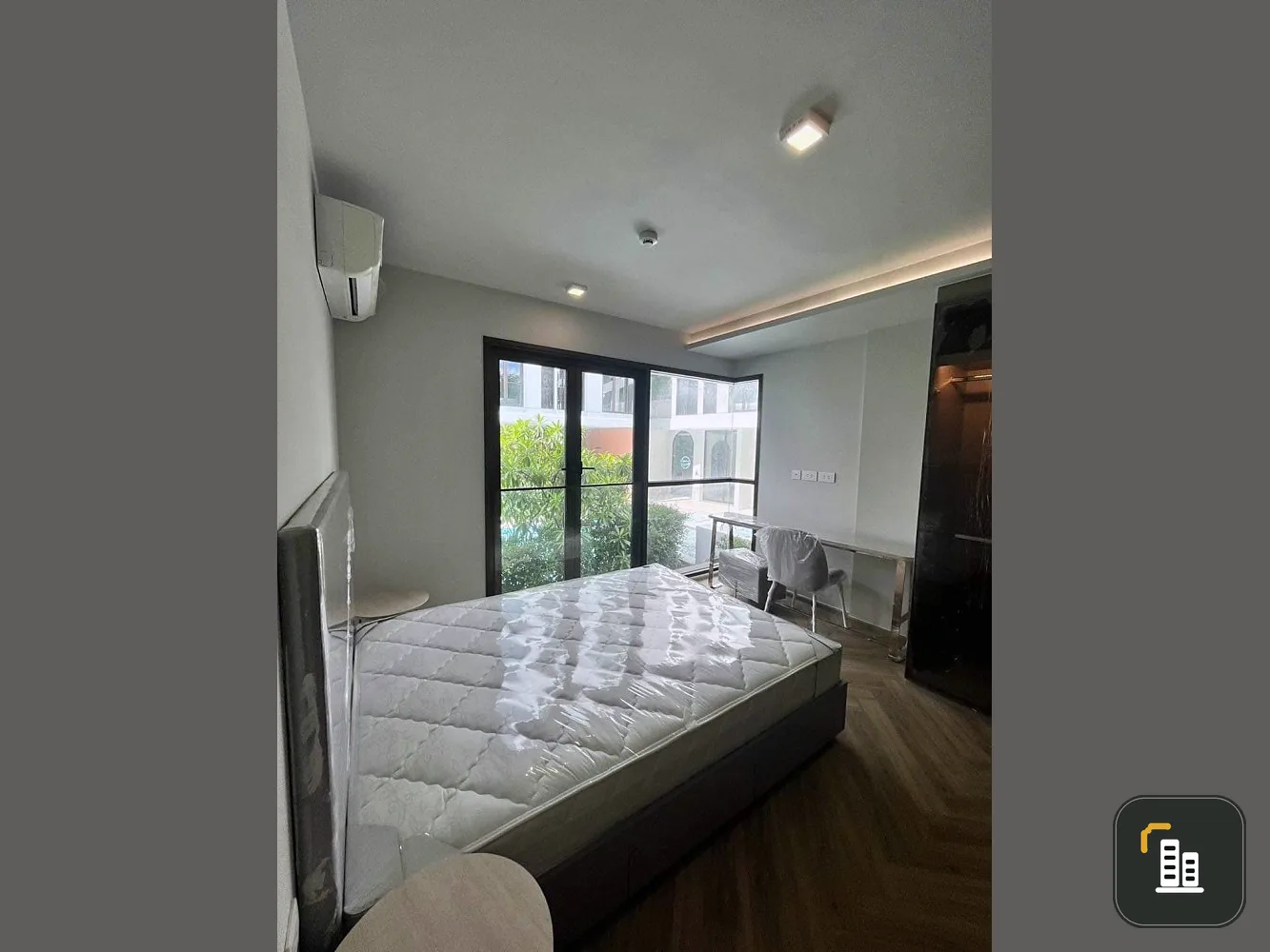 For rent: Chapter thonglor 25, large room, comfortable, good usable space. Let me tell you, you mustn't miss it.