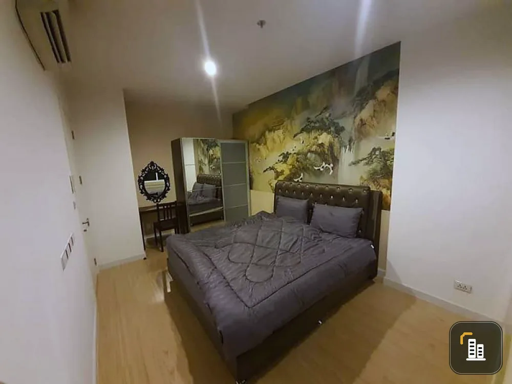 Sale TC Green Rama 9, beautiful decorated room, 19th floor, furniture, complete electrical appliances, ready to move in, urgently buy