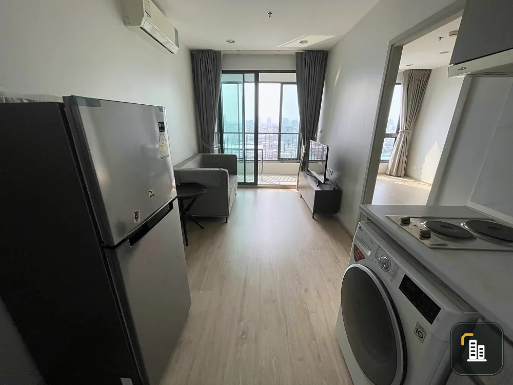 For sale Ideo Sathorn-Tha Phra, 24th floor, Chao Phraya River view. Complete electrical appliances Reserve first and stay first.