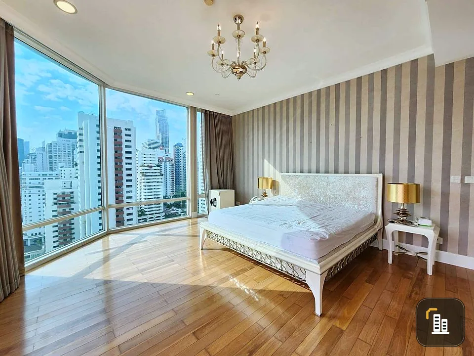 For rent!! Royce Private Residence Condo, 17th floor, complete amenities. Ready to move in, hurry and reserve now!!