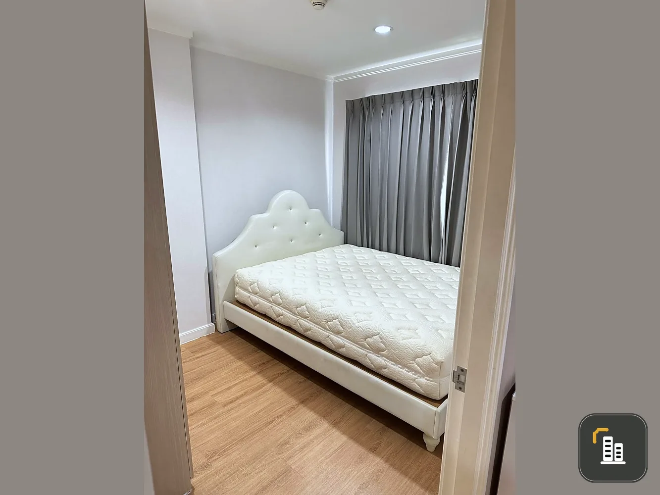 For sale: Lumpini Ville Pibulsongkram-Riverview, 1 bedroom, 1 bathroom, complete furniture + electrical appliances. Book now.