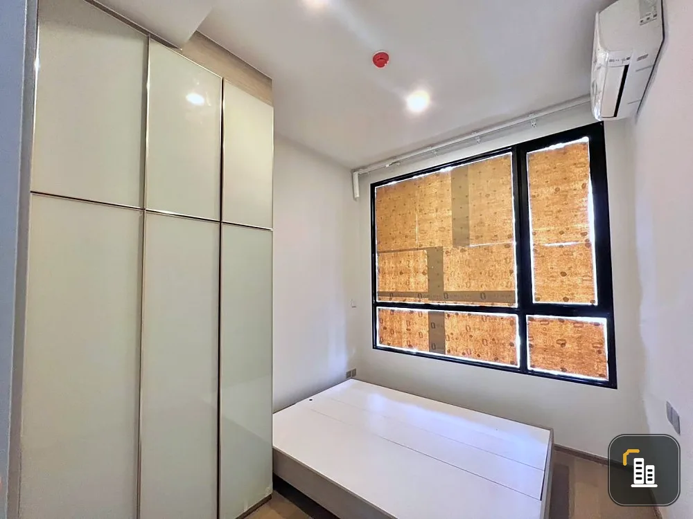Condo for sale, Park Origin Phayathai, 11th floor, ceiling height 3 meters, airy and comfortable room, come own it quickly.