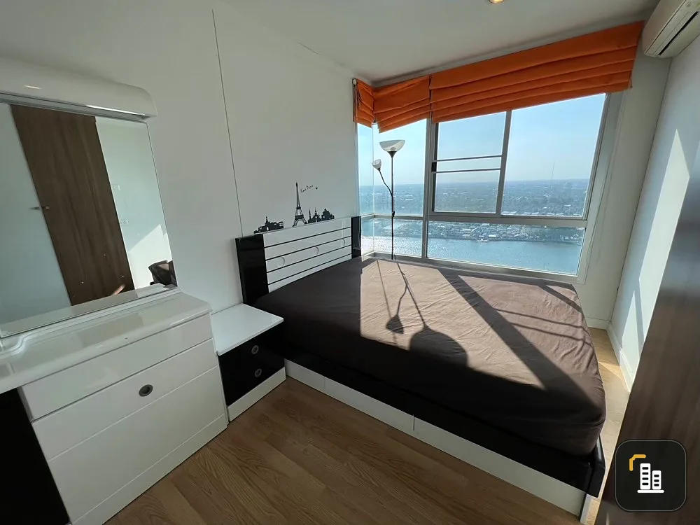 Condo for sale, Lumpini Ville Pibulsongkram-Riverview, corner room, very private. View of the Chao Phraya River. Reserve now.