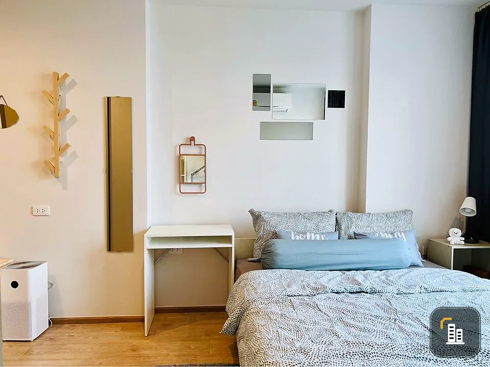 Condo for rent, Ideo New Rama 9, east direction, complete with furniture and electrical appliances.