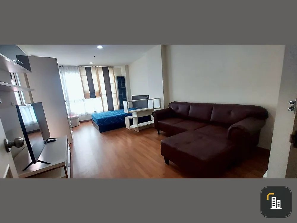 For sale or rent, Life at Ratchada (Lat Phrao 36), room ready to move in, high floor, just carry one bag and move in.