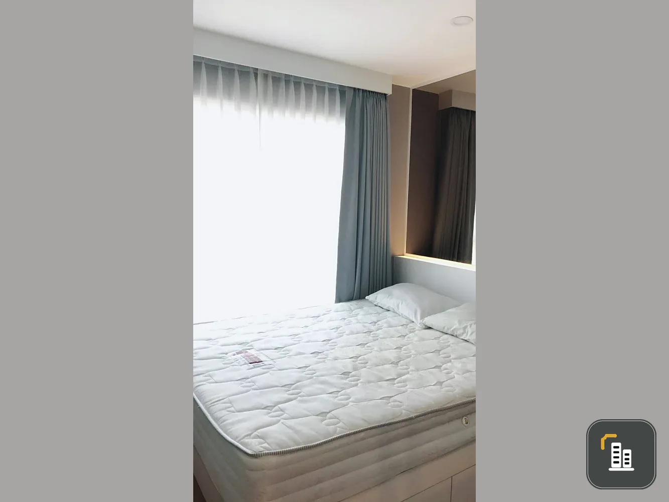 For sale, for rent!! Lumpini Place Condo Rama 4-Ratchadaphisek, location in the heart of the city, convenient travel, near BTS Ekkamai!!