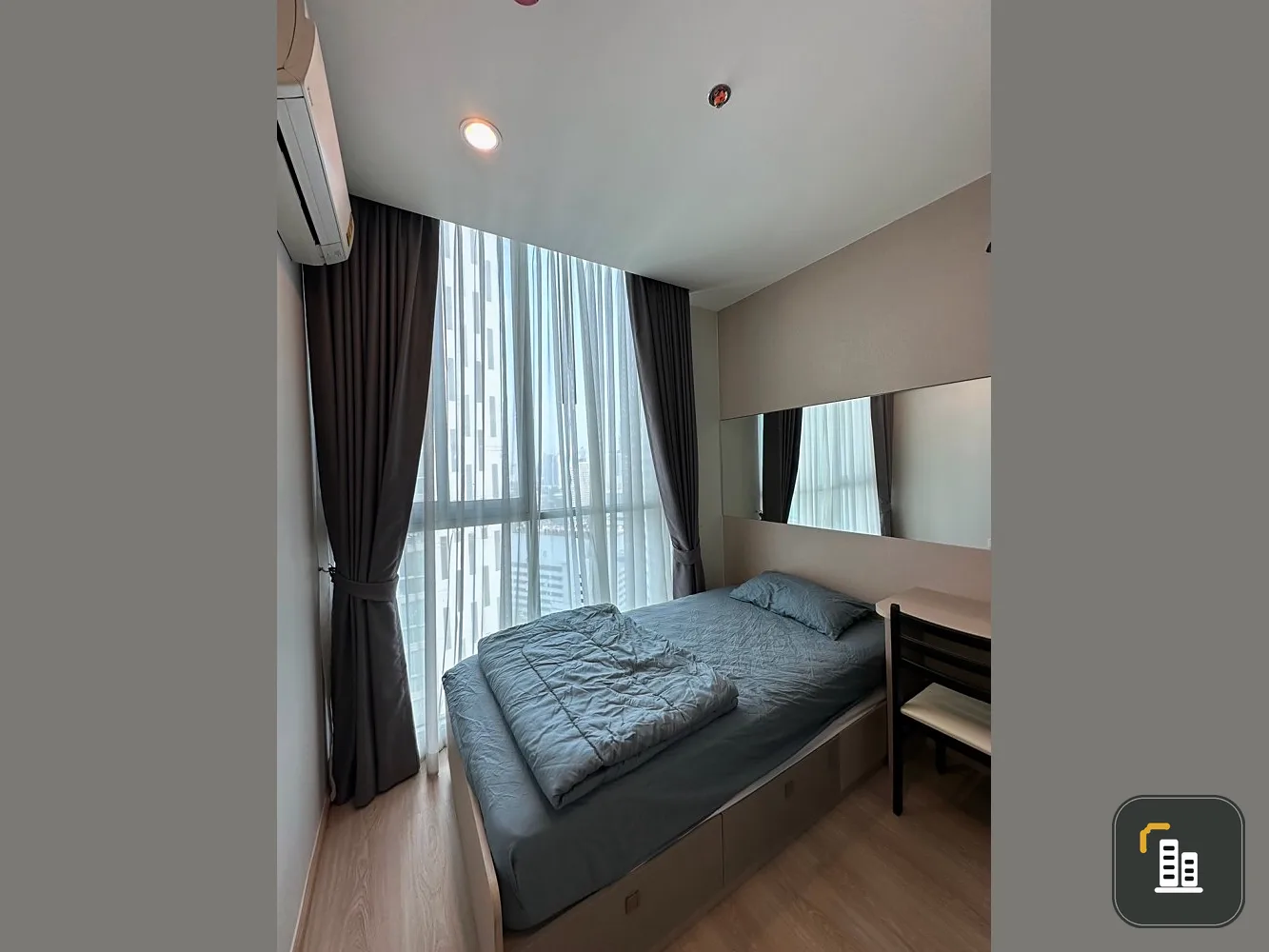 Room for rent, 2 Bedroom, Noble Revolve Ratchada Condo, corner room, private, fully furnished, ready to move in.