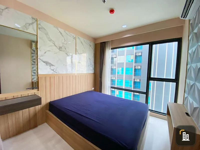 For Rent Condo Rhythm Asoke, big room, 2 bedrooms, 1 bathroom, see the view of Bangkok, very big, plus a corner room, interested, hurry and book.