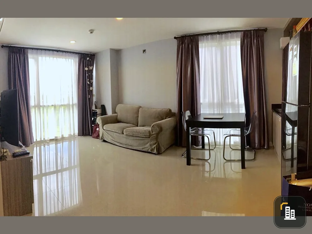 Urgent sale, Condo The Series Udomsuk 29, spacious room. Lots of usable space Definitely worth the price.