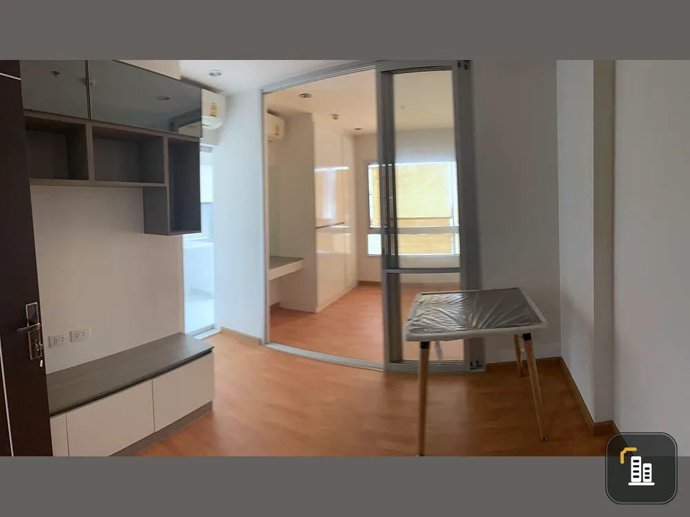 Condo for sale: The President Phetkasem-Bang Khae, empty room, swimming pool view, very suitable for those who want to renovate. If you're late, you w