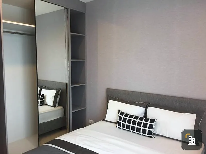 Rent Condo Rhythm Asoke, 1 bedroom, 1 bathroom, separate kitchen. Get the best view Don't let it slip away !!