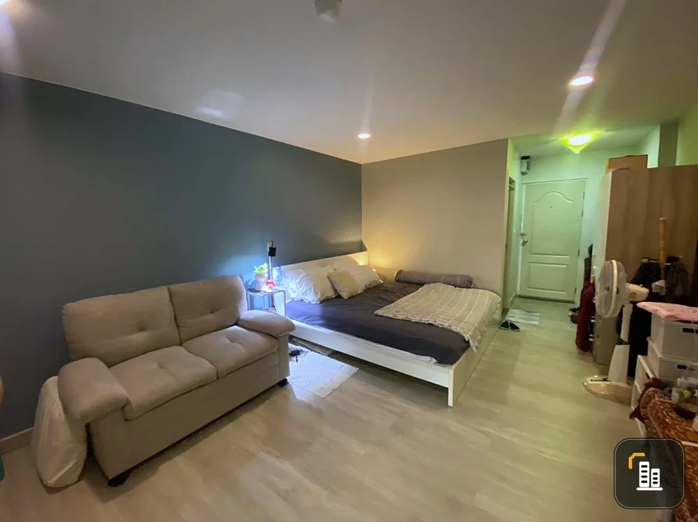 For sale: Regent Home 9, Sukhumvit 64, 5th floor, spacious room, comfortable to live in, comes with complete decorations. Book now.