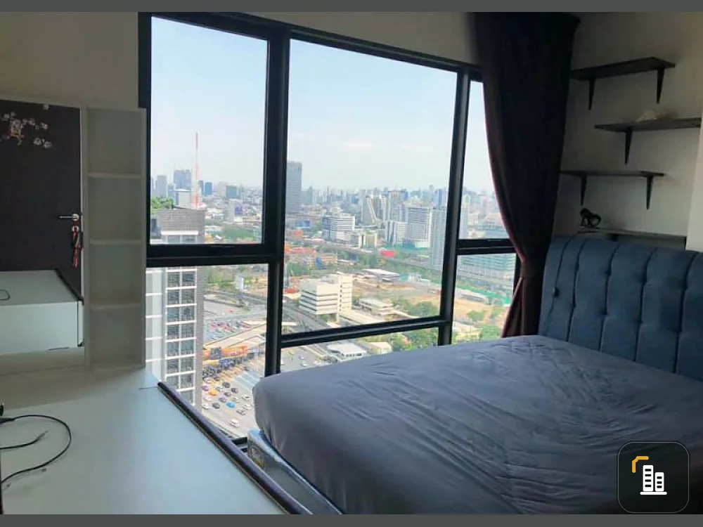 Wow !! Ten thousand main rooms, million views, plus a super comfortable location, 2 bedrooms, buy now at Rhythm Asoke.