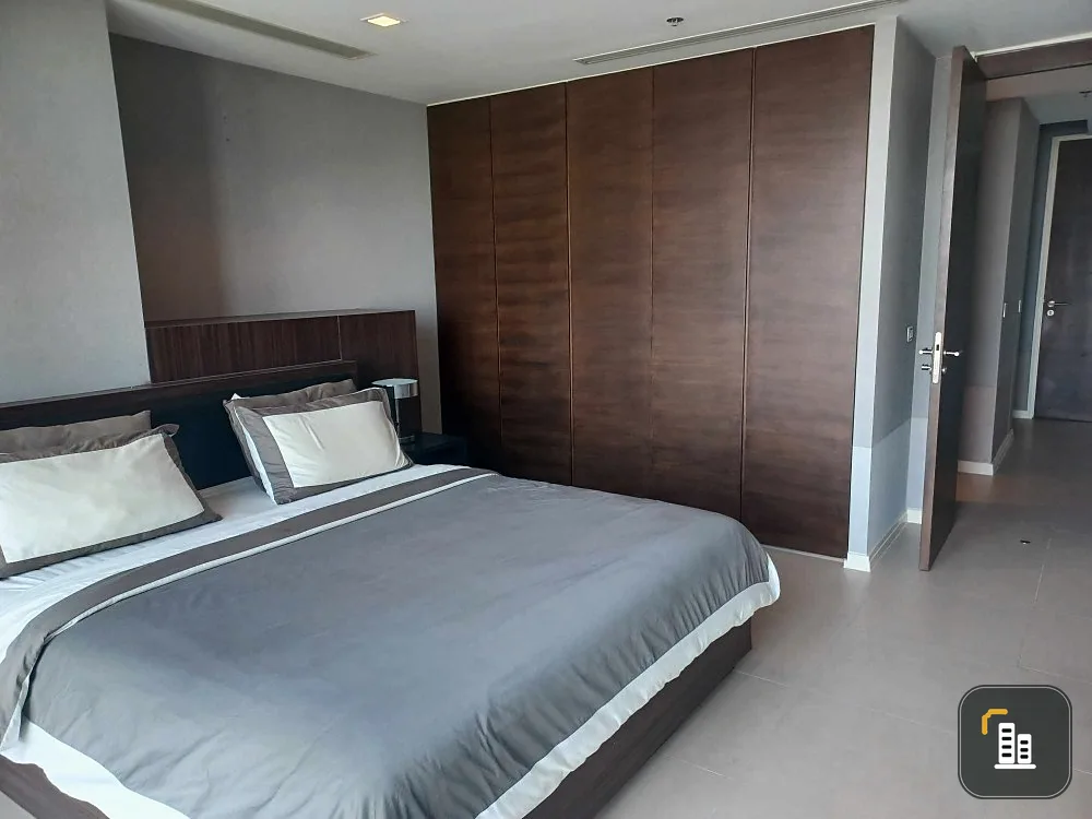 For sale: The River, 15th floor, great river view. Elegantly decorated, comfortable to live in, plenty of usable space. You can reserve first, get it