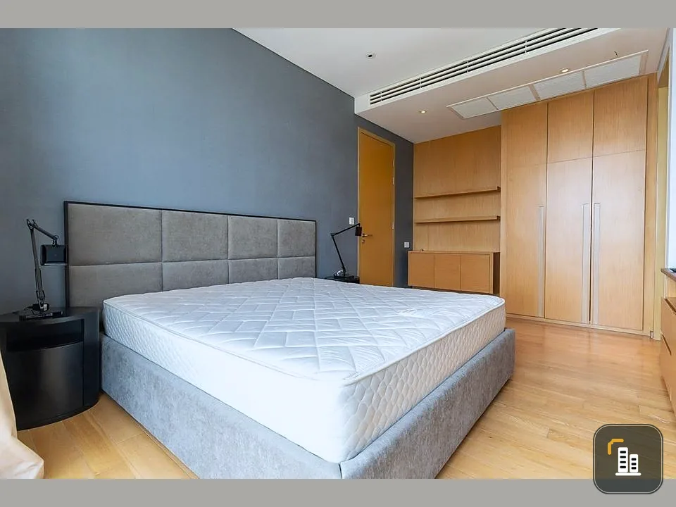 For rent: Aequa Sukhumvit 49, high floor, great furniture. Just carry one bag and move in.