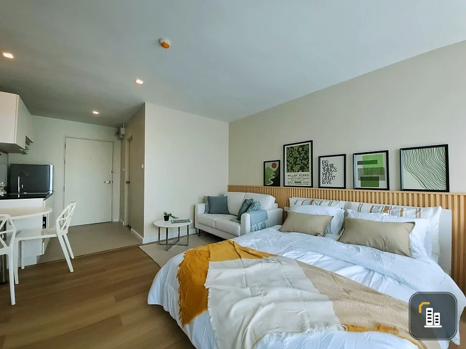For sale: WE Condo, 7th floor, open view, very comfortable for the eyes. The room is well decorated and very stylish. If interested, hurry and reserve