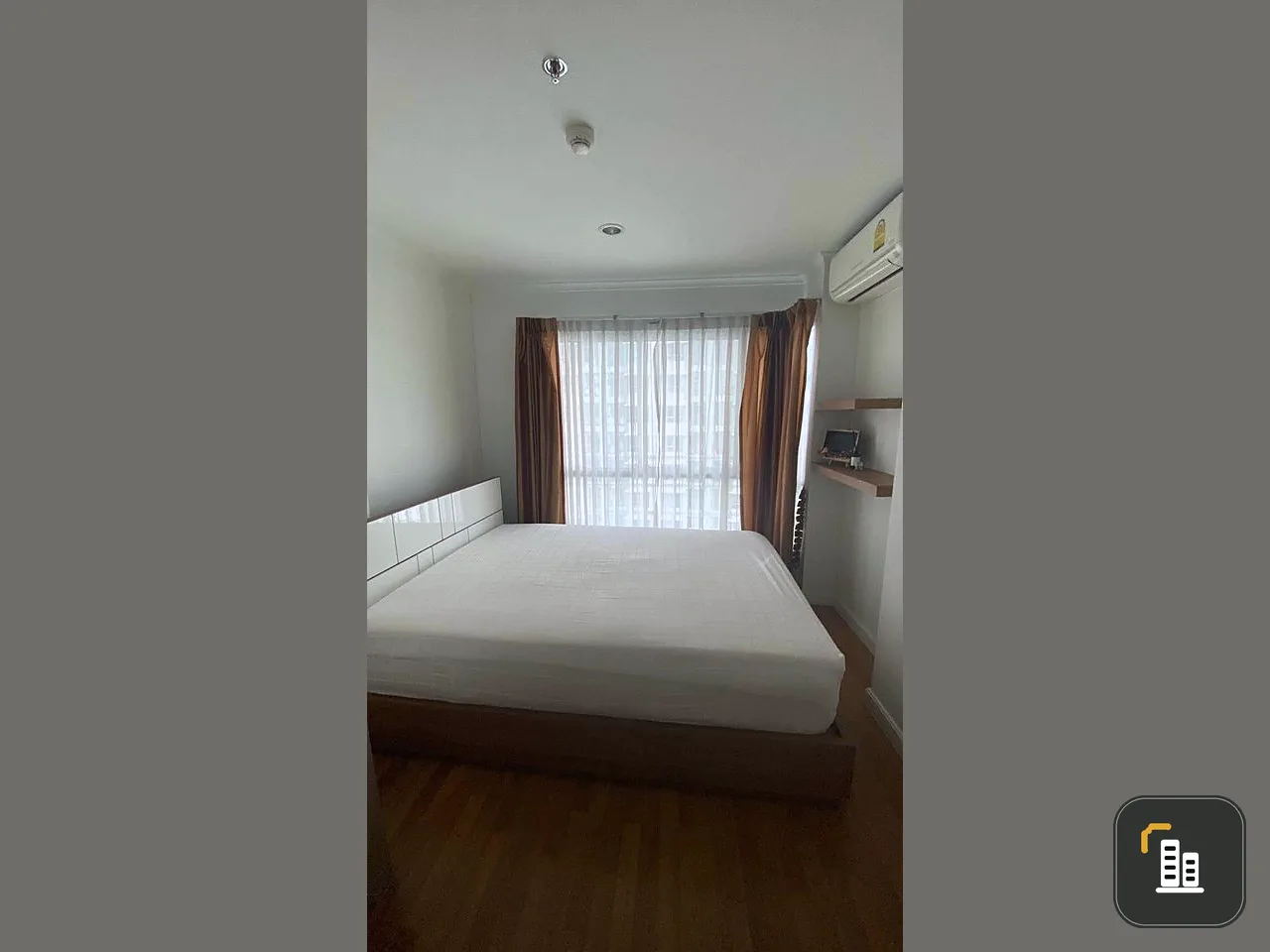Condo for sale, Lumpini Park Riverside Rama 3, 18th floor, Chao Phraya River view, very cool breeze, not hot sun, buy now.