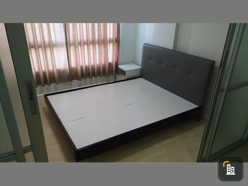Condo for sale, D Condo Ramkhamhaeng 64, complete with built-in furniture. Just carry your bag and move in.