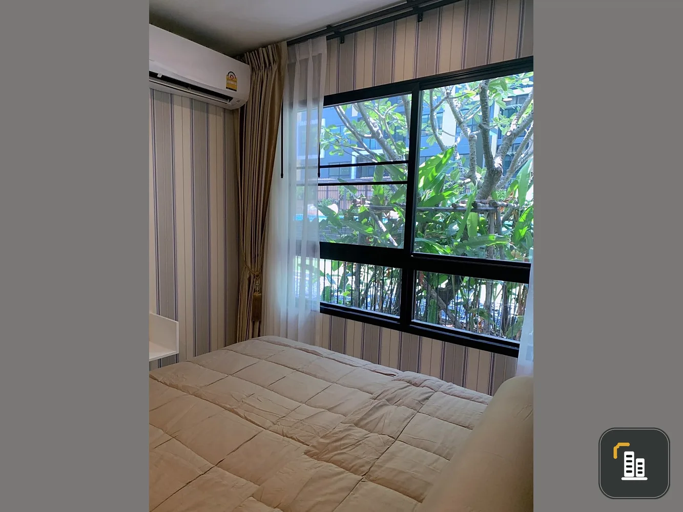 For sale: Icondo Green Space Sukhumvit 77, 1 bedroom, 1 bathroom, complete with furniture and electrical appliances. Book now.