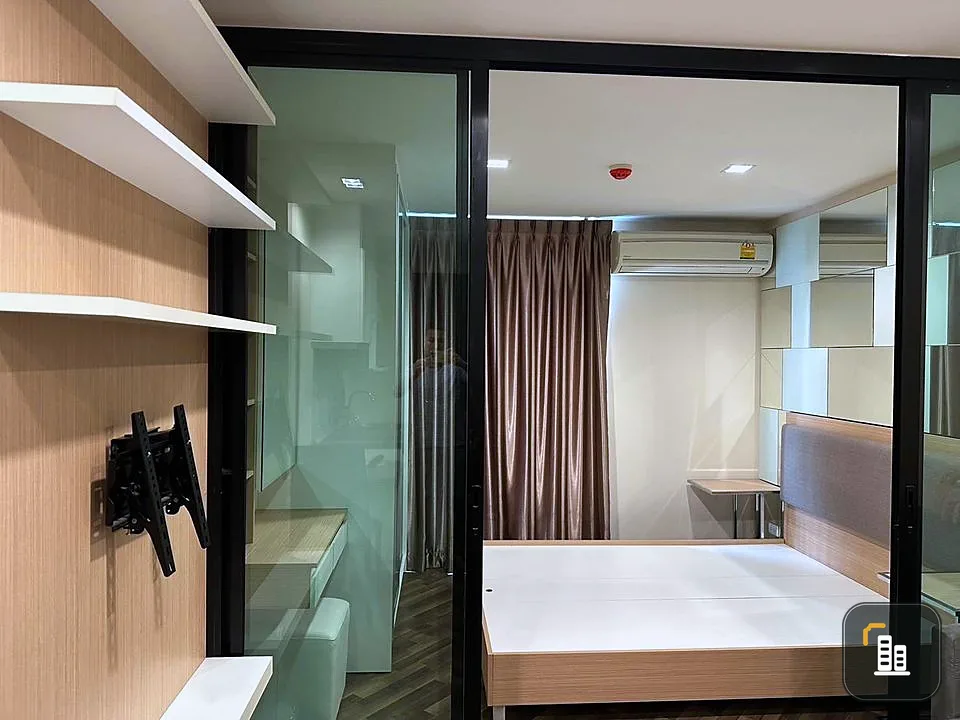For sale: Beyond Sukhumvit. The room is divided into sections. Complete set of furniture Don't just look, hurry and reserve now.