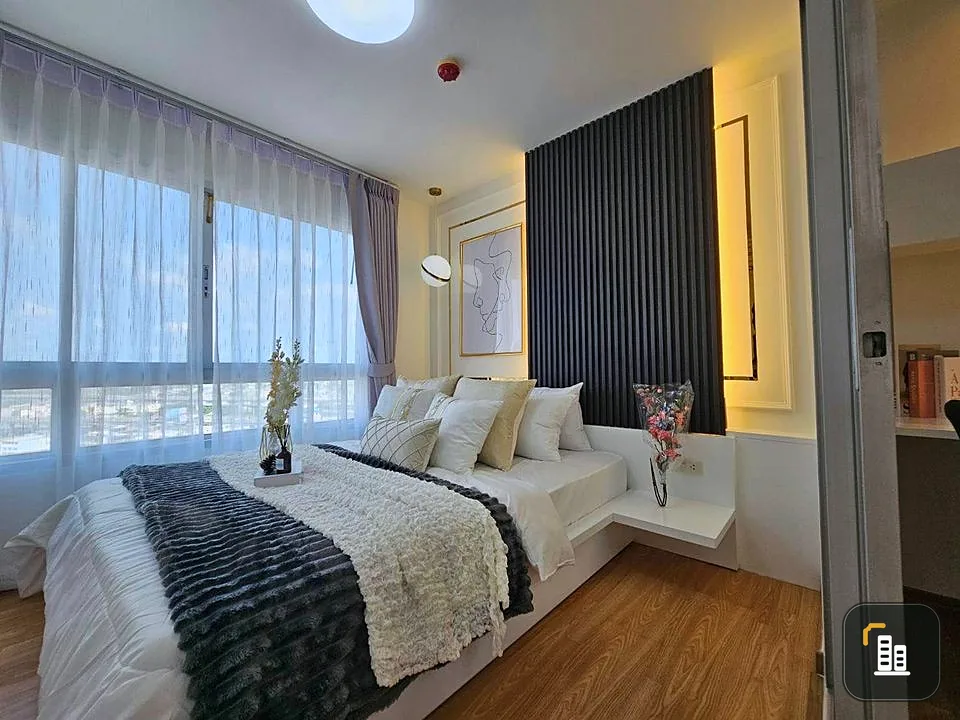 For sale: The Trust Residence Pinklao (Borommaratchachonnani), high floor, room ready to move in. Well, this is a big mistake.