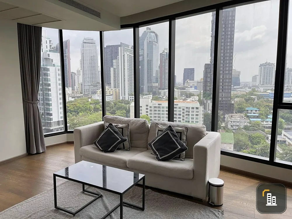 For rent: IDEO Q Sukhumvit 36, 14th floor, 360 degree city view, elegantly decorated room. Ready to move in. Reserve now.