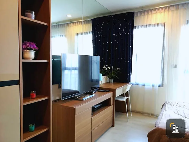 Condo for sale, Rhythm Asoke 2, golden location, but friendly price. Can't miss it