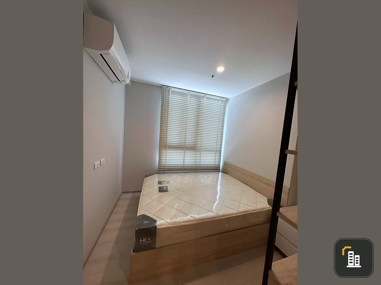 Condo for sale New Noble Srinakarin-La Salle Fully furnished, ready to move in, next to MRT Sri Lasalle (Yellow Line)