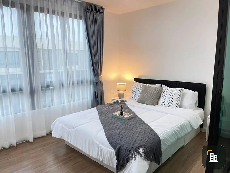 For rent: I Condo Salaya, partitioned room, affordable price. Decorated in a minimalist style. If you don't reserve, you'll miss out.