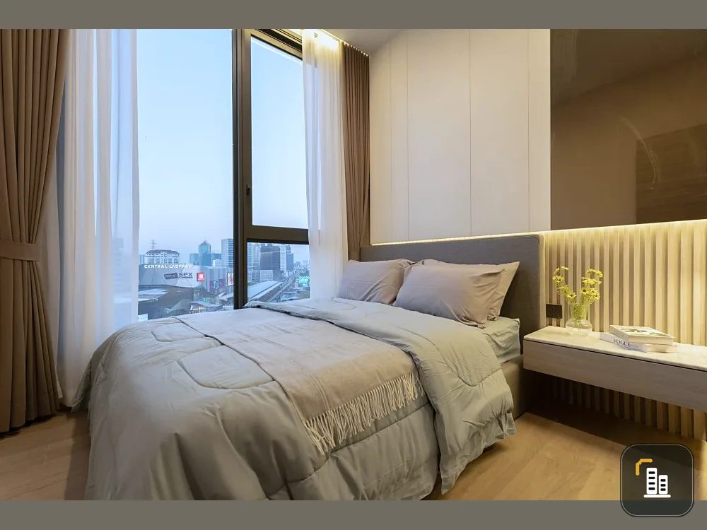 For rent: The Crest Park Residence, beautifully decorated room with built-ins. Good furniture If you don't reserve, you'll miss a lot.