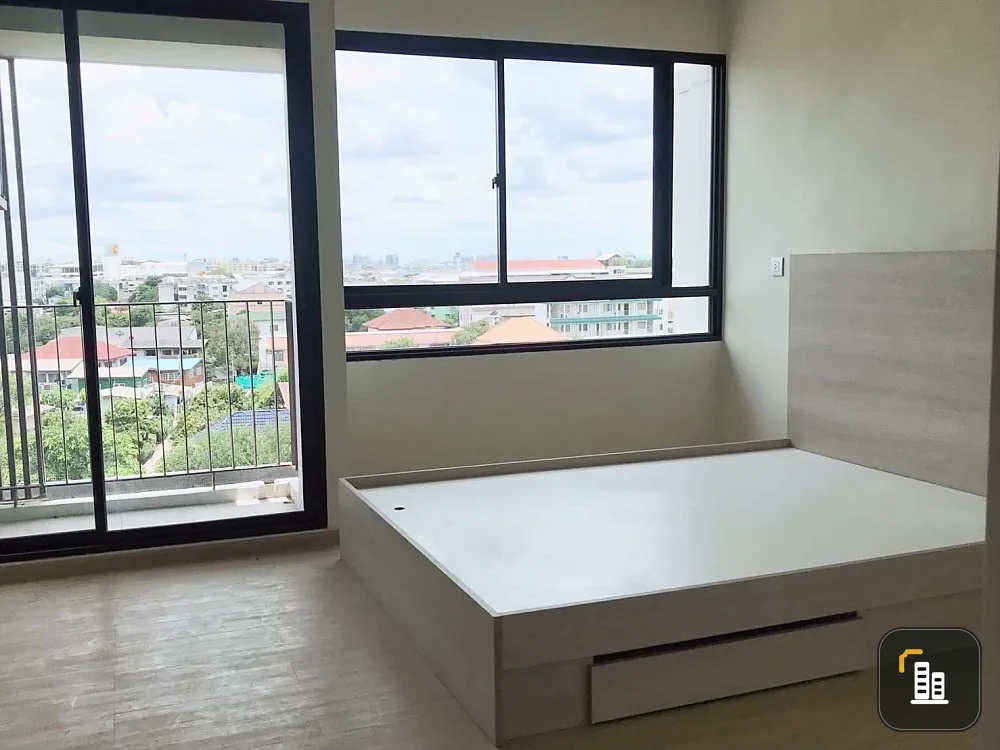 Urgent sale, Wynn Condo Phahonyothin 52, empty room, not too expensive, hurry and reserve now. Don't miss it.