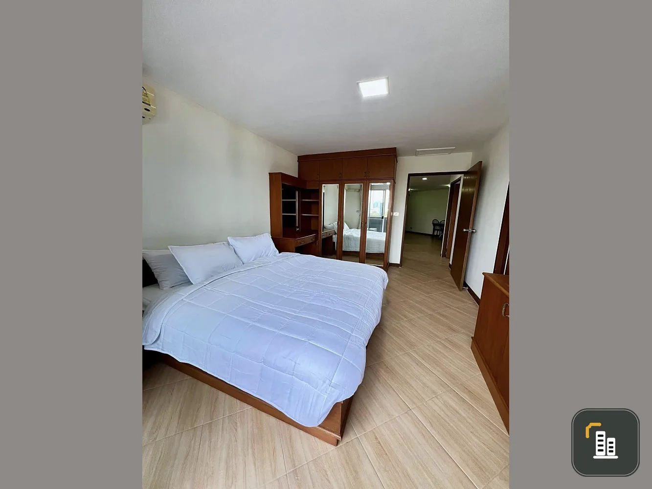 For rent, Witthayu Complex, fully furnished, fully furnished, just bring your bags, hurry.