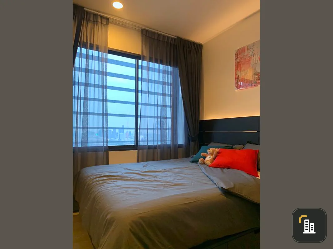 For Rent Condo Rhythm Asoke 2, brand new room, high floor, carefully selected furniture in the whole room, don't miss it.