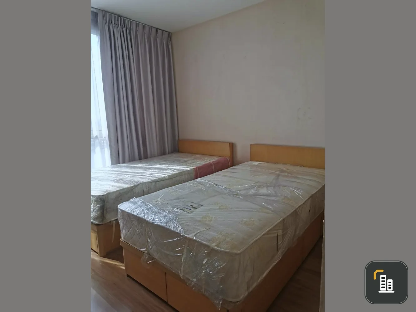 For rent, The Tree Bang Pho Station, high floor, complete set of furniture, great price, good like this, reserve now.