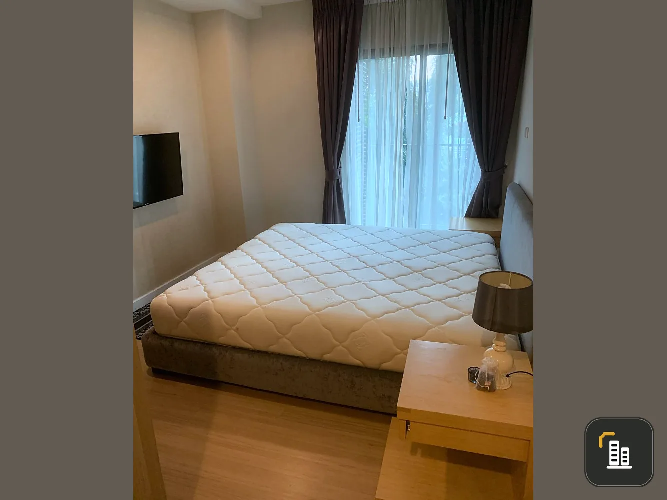 For sale D 25 Thonglor Condominium, very spacious room. Well decorated Ready to move in If you don't reserve, you'll miss a lot.