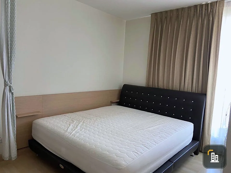 For sale: Rhythm Ratchada, high floor, room ready to move in. Fully furnished Complete set of electrical appliances Don't just look and reserve now.