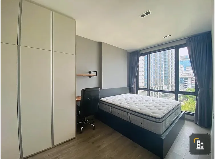 Urgent sale: Condo Whizdom Avenue Ratchada-Lat Phrao. The room is ready to move in. Complete amenities. Book now.